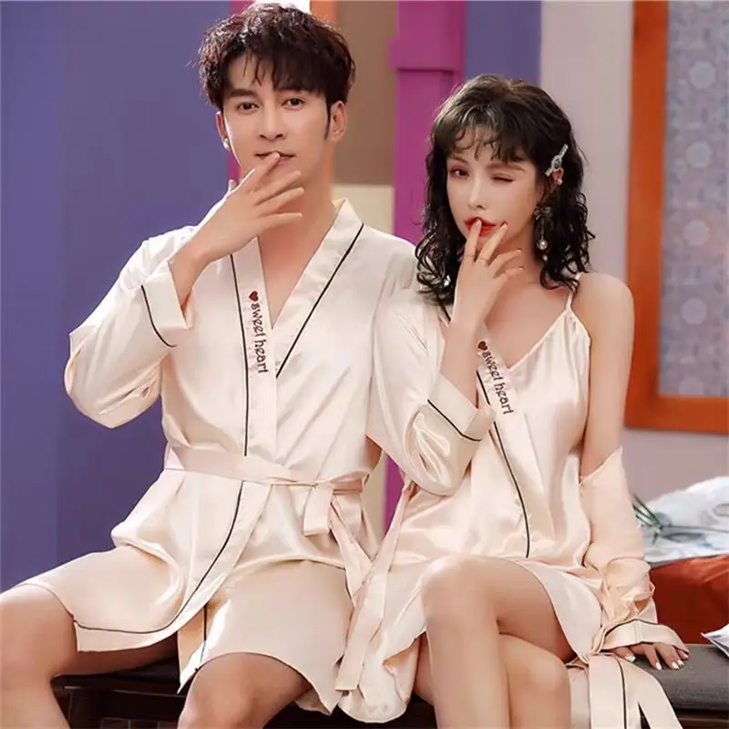 Korea Men Silk Summer Autumn Satin Bathrobe Champagne Lovers Knee Length Long Sleeve Couples Bath Robe Dressing Gown Sleepwear
Korea Men Silk Summer Autumn Satin Bathrobe Champagne Lovers Knee Length Long Sleeve Couples Bath Robe Dressing Gown Sleepwear