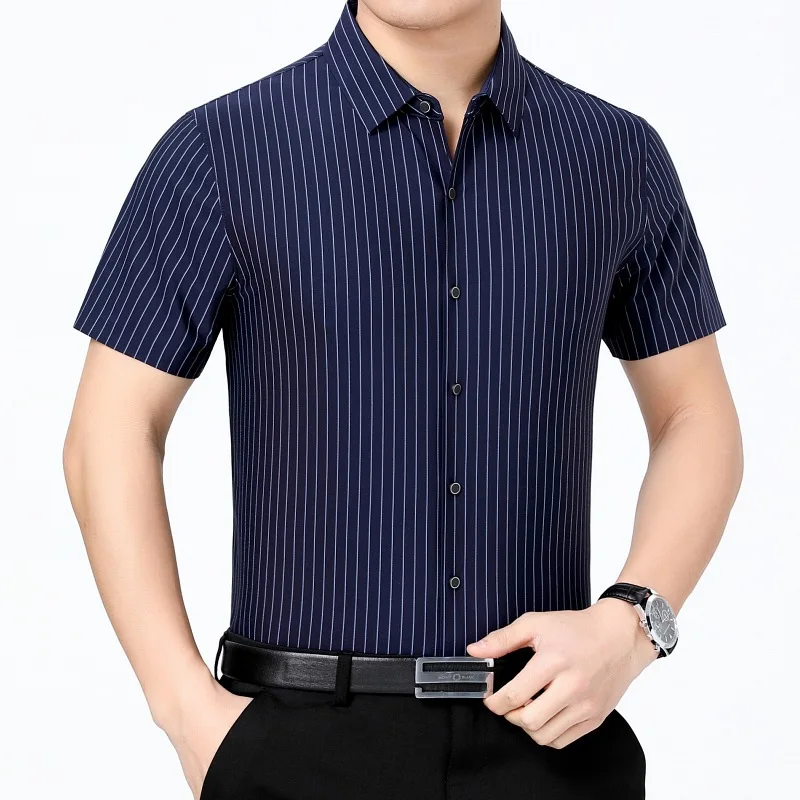 High-end silk shirt men's short-sleeved 2021 new green middle-aged fashion business casual stripes
High-end silk shirt men's short-sleeved 2021 new green middle-aged fashion business casual stripes