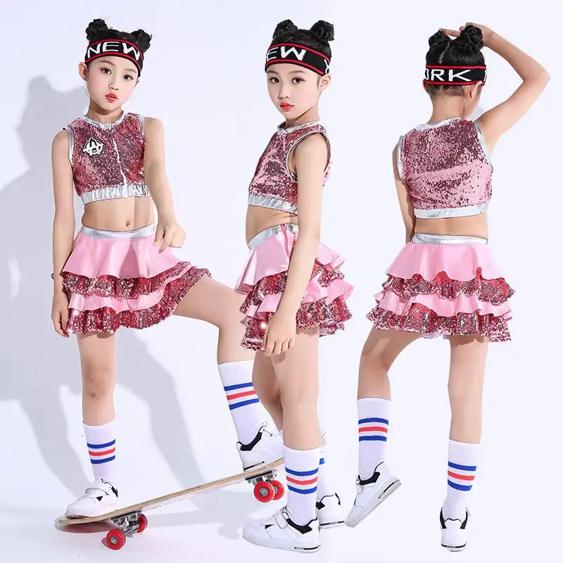 Girl sequins hip-hop hip-hop suit Korean version of Chaoluo navel Jazz Costume summer children cheerleading performance clothes
Girl sequins hip-hop hip-hop suit Korean version of Chaoluo navel Jazz Costume summer children cheerleading performance clothes