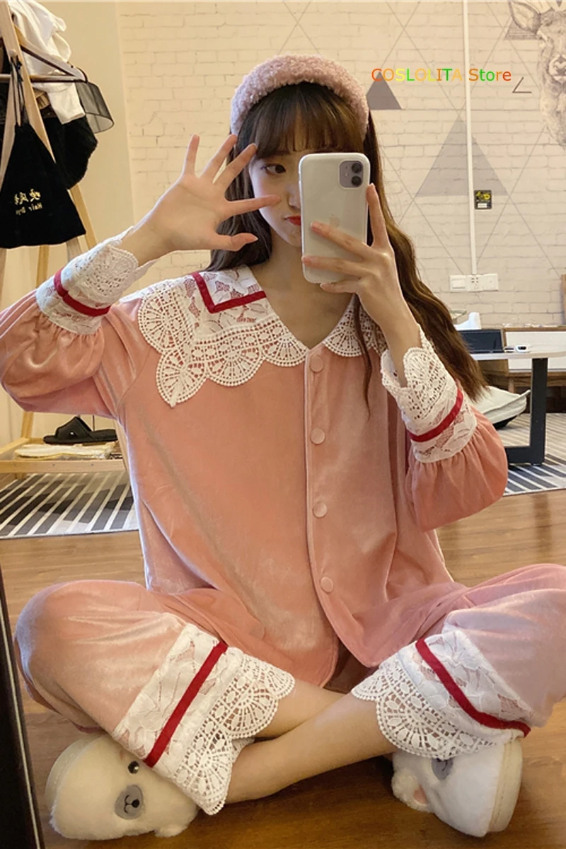 Autumn Winter Japanese New Women Loose Long Sleeve Cute Sweet pajamas Lace Doll collar Cardigan Trousers Ttudent Girls Suit
Autumn Winter Japanese New Women Loose Long Sleeve Cute Sweet pajamas Lace Doll collar Cardigan Trousers Ttudent Girls Suit