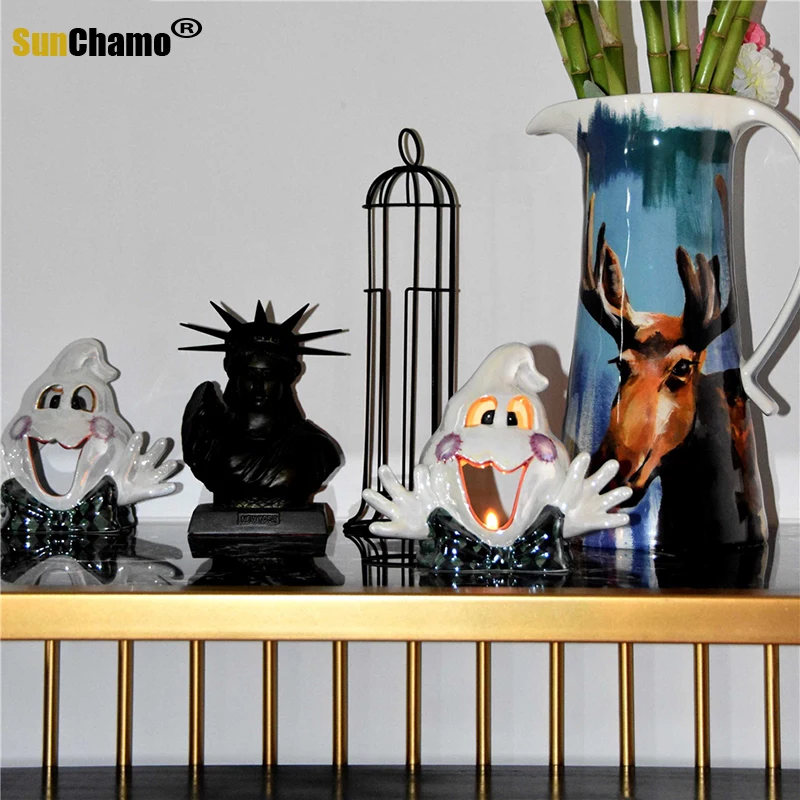Little Ghost Candle Holder Pearl Glaze Ceramic Candle Holder Creative Halloween Decoration Ornaments Personalized Holiday
Little Ghost Candle Holder Pearl Glaze Ceramic Candle Holder Creative Halloween Decoration Ornaments Personalized Holiday