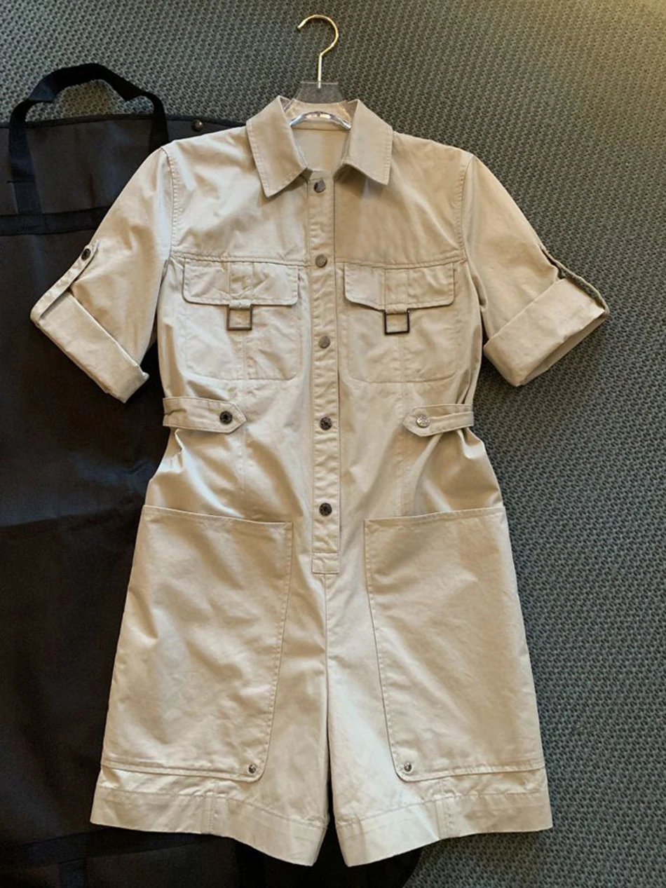 Free Shipping 2020 New Women Jumpsuit Casual Lapel Short Sleeve Big Pocket Back Elastic Band Jumpsuit Fashion Workwear Jumpsuit
Free Shipping 2020 New Women Jumpsuit Casual Lapel Short Sleeve Big Pocket Back Elastic Band Jumpsuit Fashion Workwear Jumpsuit