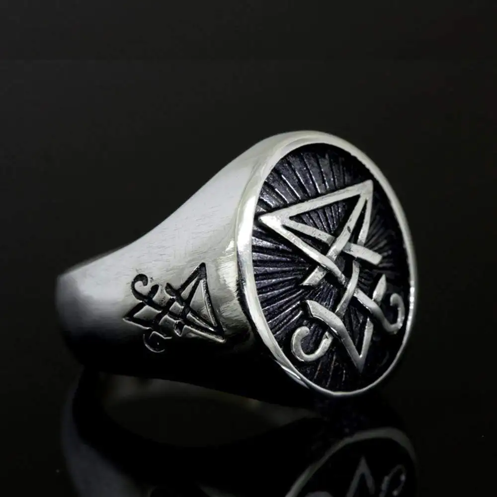 Retro Punk Hip Hop Rock Fashion Demon Pattern Simple Men's Ring Boy Birthday Holiday Gift Party Jewelry Wholesale
Retro Punk Hip Hop Rock Fashion Demon Pattern Simple Men's Ring Boy Birthday Holiday Gift Party Jewelry Wholesale