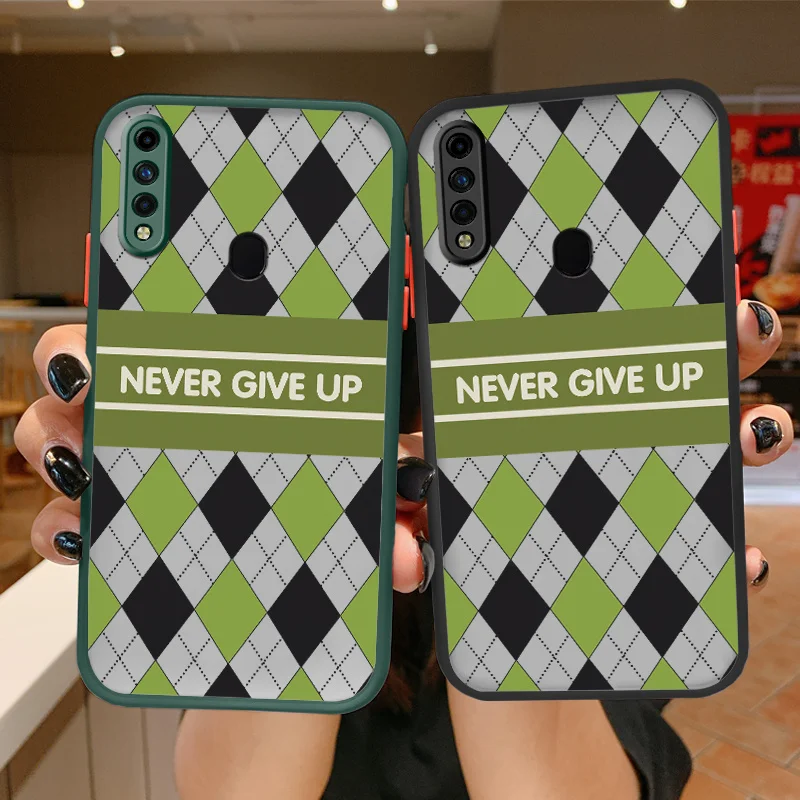 Fashion Plaid Liquid Silicone Case For OPPO A83 A57 A39 A37 A7 A5 A3S A31 A8 A93 A54 A72 4G 5G A91 A92 A52 A3 Phone Back Cover
Fashion Plaid Liquid Silicone Case For OPPO A83 A57 A39 A37 A7 A5 A3S A31 A8 A93 A54 A72 4G 5G A91 A92 A52 A3 Phone Back Cover