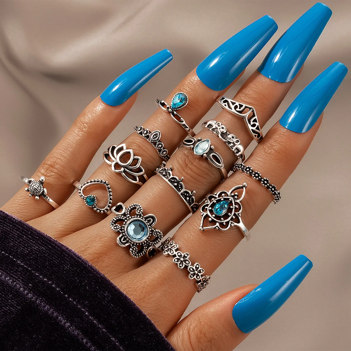 GREEN Jewelry Vintage Punk Midi Rings Set 13PCS Grunge Gothic Boho Female Ring Women Fashion Trendy Free Shipping
GREEN Jewelry Vintage Punk Midi Rings Set 13PCS Grunge Gothic Boho Female Ring Women Fashion Trendy Free Shipping