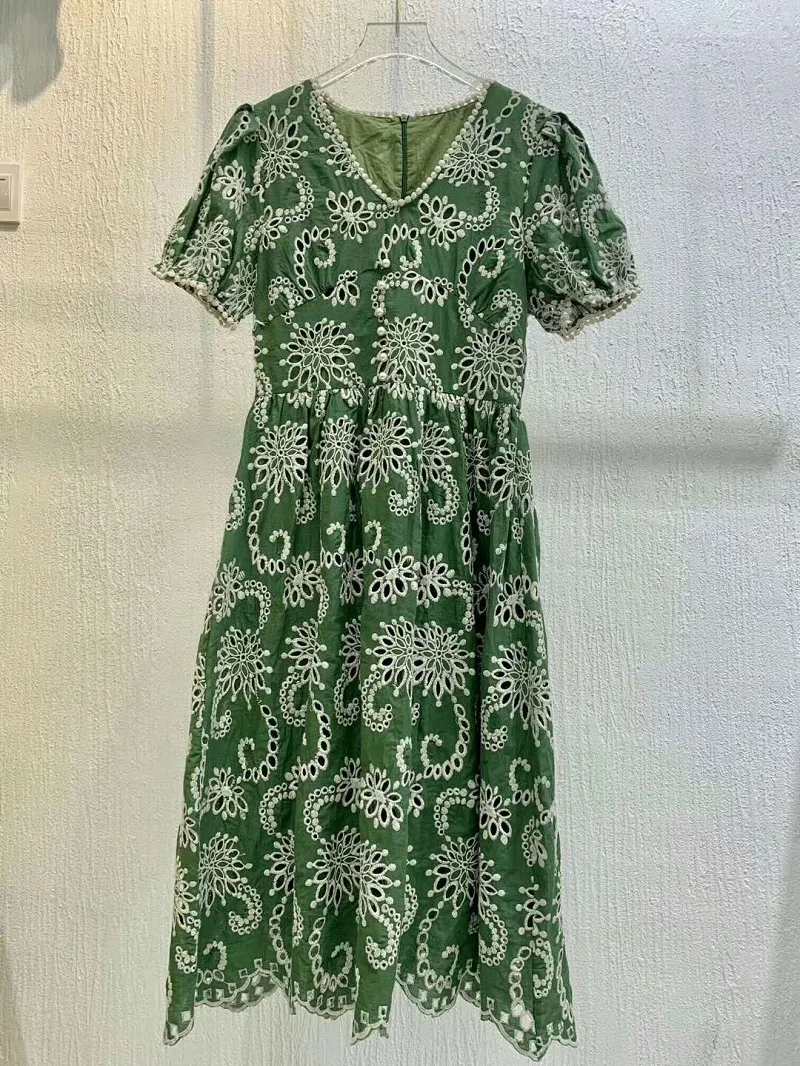 Vintage Retro 2020 Summer Style Women V-Neck Allover Exquisite Embroidery Short Sleeve Mid-Calf Length Yellow Green Dress
Vintage Retro 2020 Summer Style Women V-Neck Allover Exquisite Embroidery Short Sleeve Mid-Calf Length Yellow Green Dress
