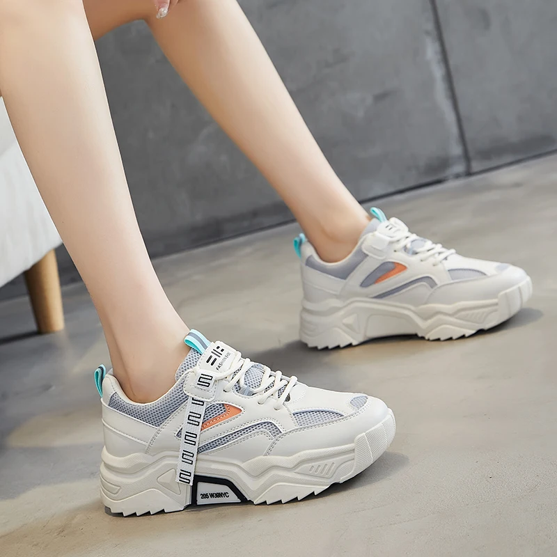 Spring Autumn Casual Flats Women Sneakers 2021 Ins New Fashion Comfort Footwear For School Platform Ladies White Shoes
Spring Autumn Casual Flats Women Sneakers 2021 Ins New Fashion Comfort Footwear For School Platform Ladies White Shoes