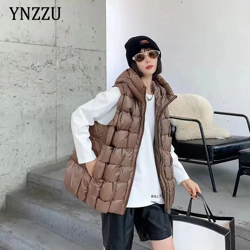 New design Female Sleeveless Vest Winter Casual Hooded Knit Loose Jacket Short Warm Outerwear Streetwear 2022 Spring YNZZU 1O323
New design Female Sleeveless Vest Winter Casual Hooded Knit Loose Jacket Short Warm Outerwear Streetwear 2022 Spring YNZZU 1O323