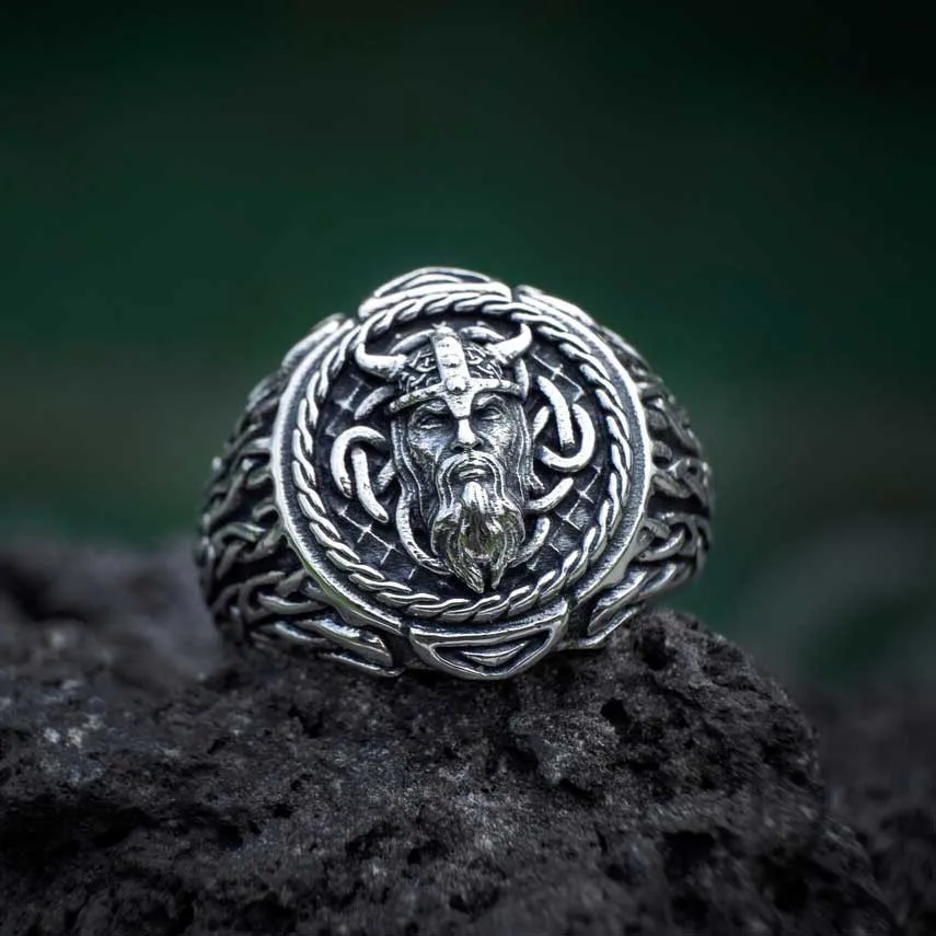 Men Ring Signet Seal Male Ring Jewelry Gifts Viking Ring Nordic Celtic Viking Head Ring Domineering Punk Rock Hip Hop
Men Ring Signet Seal Male Ring Jewelry Gifts Viking Ring Nordic Celtic Viking Head Ring Domineering Punk Rock Hip Hop