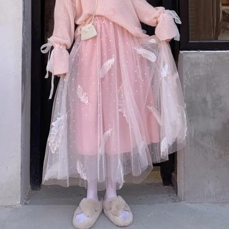 Feather Embroidred Summer Mesh Skirt Women Three Layers Design Lolita High Waisted Glitter Stars Bling Bling Shining Long Skirts
Feather Embroidred Summer Mesh Skirt Women Three Layers Design Lolita High Waisted Glitter Stars Bling Bling Shining Long Skirts