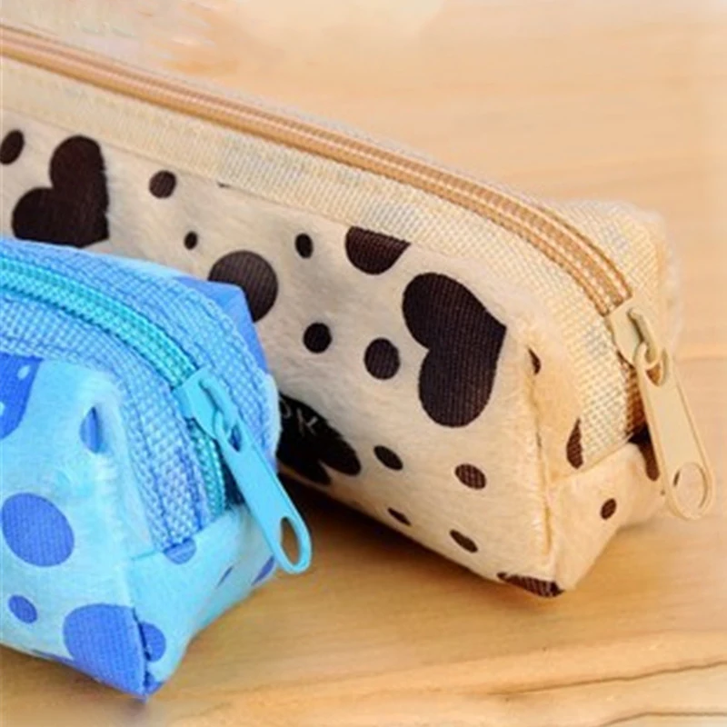 Women Cosmetic Case Dot Heart Printed Velvet Cute Cosmetic Bags Long Makeup Case Girl Female Zipper Pencil Bags
Women Cosmetic Case Dot Heart Printed Velvet Cute Cosmetic Bags Long Makeup Case Girl Female Zipper Pencil Bags