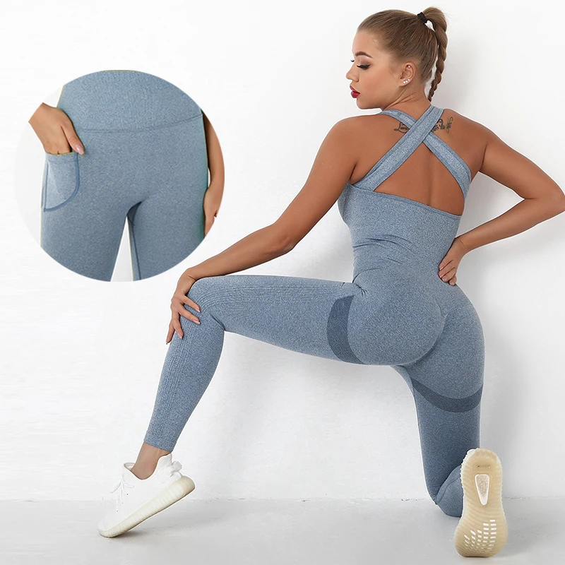 Seamless Yoga Set Women Workout Sportswear Gym Clothing Fitness Long Sleeve Crop Top High Waist Leggings+Sport Bra Sports Suits
Seamless Yoga Set Women Workout Sportswear Gym Clothing Fitness Long Sleeve Crop Top High Waist Leggings+Sport Bra Sports Suits