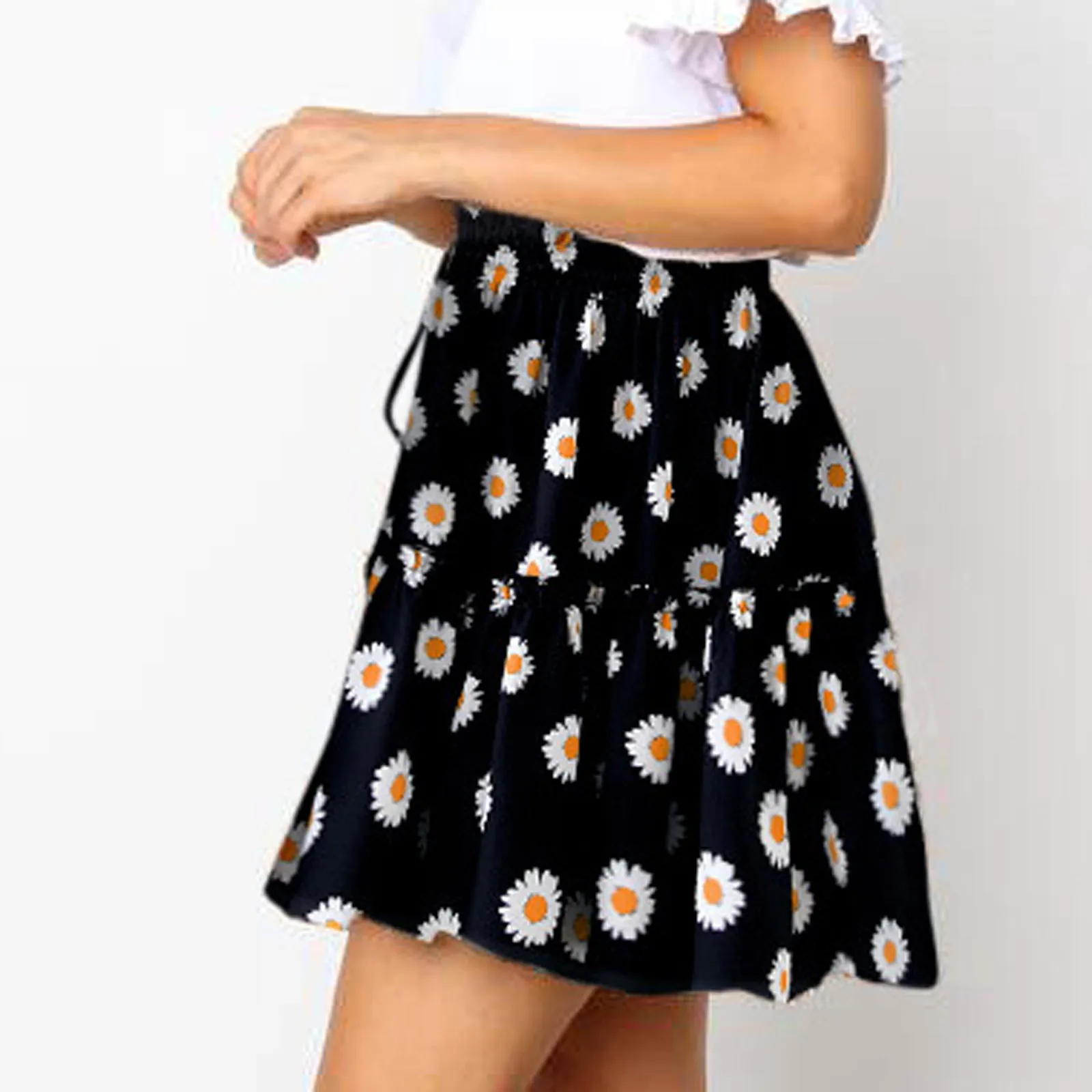 New 2021 Summer Women's Casual Floral Print Ruffles A-Line Pleated Lace Up Bandage Short SKirt Plus Size S-XXXL Sweet Dress
New 2021 Summer Women's Casual Floral Print Ruffles A-Line Pleated Lace Up Bandage Short SKirt Plus Size S-XXXL Sweet Dress