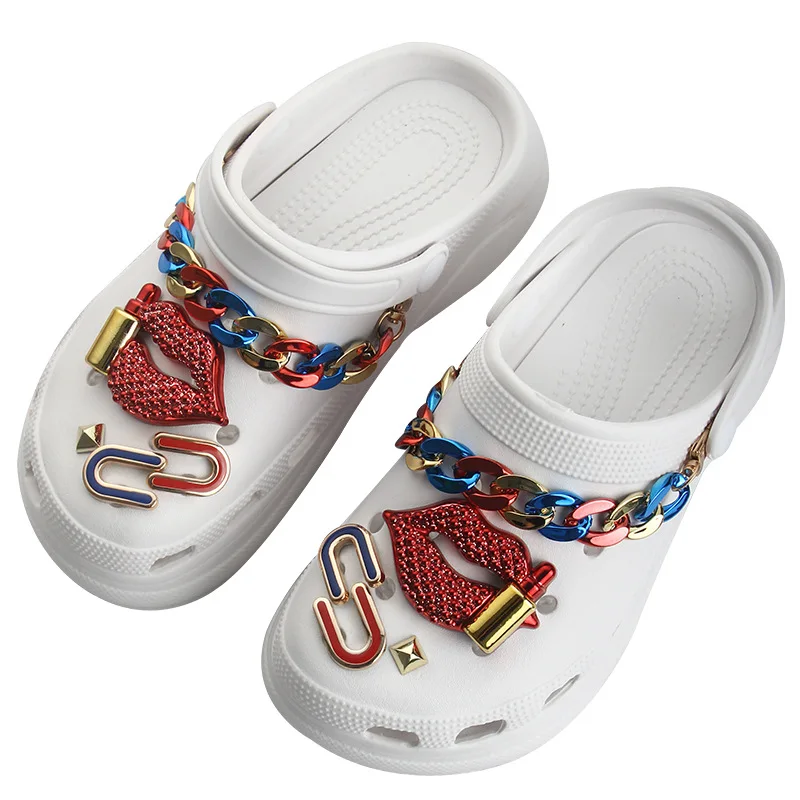 Стильные подвески для кроксов, роскошные элегантные аксессуары для кроксов, дизайнерская модная декоративная пряжка для обуви «сделай сам»
Стильные подвески для кроксов, роскошные элегантные аксессуары для кроксов, дизайнерская модная декоративная пряжка для обуви «сделай сам»