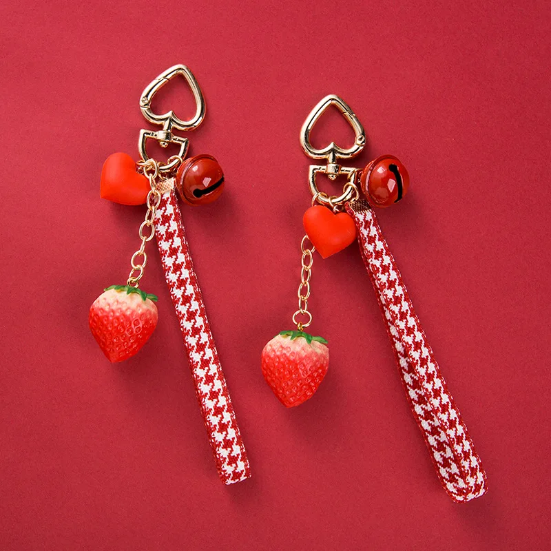 Cute girl heart simulation food play small strawberry baked sweet potato keychain AirPods pendant lovers car keys
Cute girl heart simulation food play small strawberry baked sweet potato keychain AirPods pendant lovers car keys
