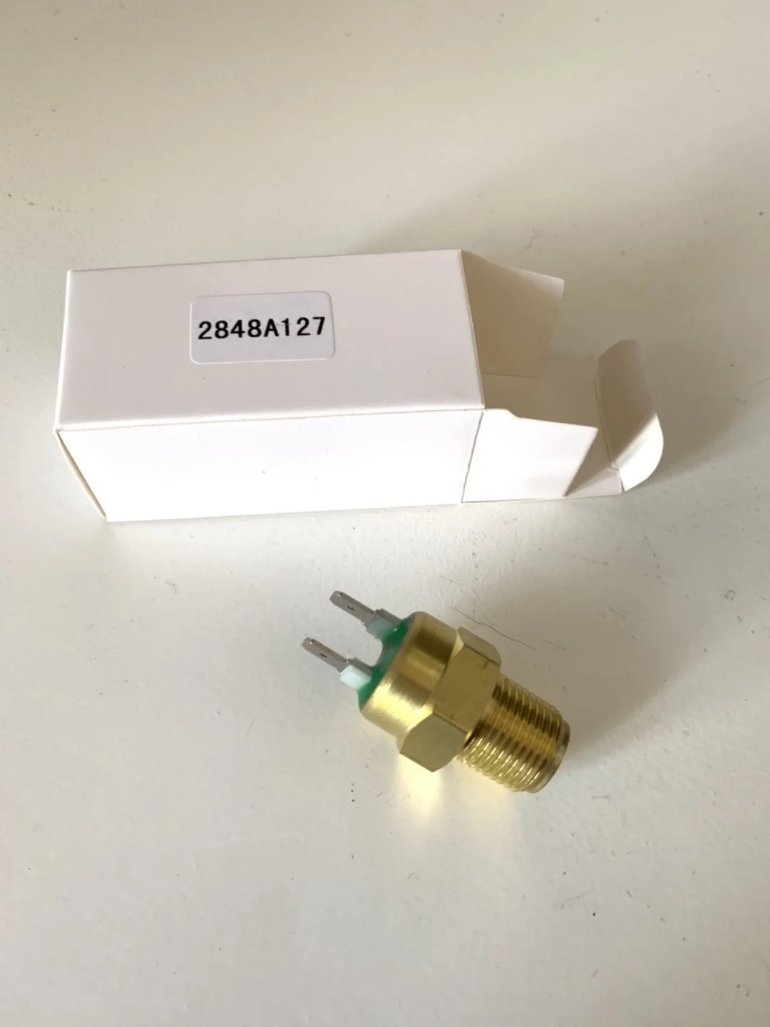 Four unids / batch water temperature sensor switches For caterpillar 3054c For perkins 235-1790 de 702283 3021-el9 2848a127
Four unids / batch water temperature sensor switches For caterpillar 3054c For perkins 235-1790 de 702283 3021-el9 2848a127