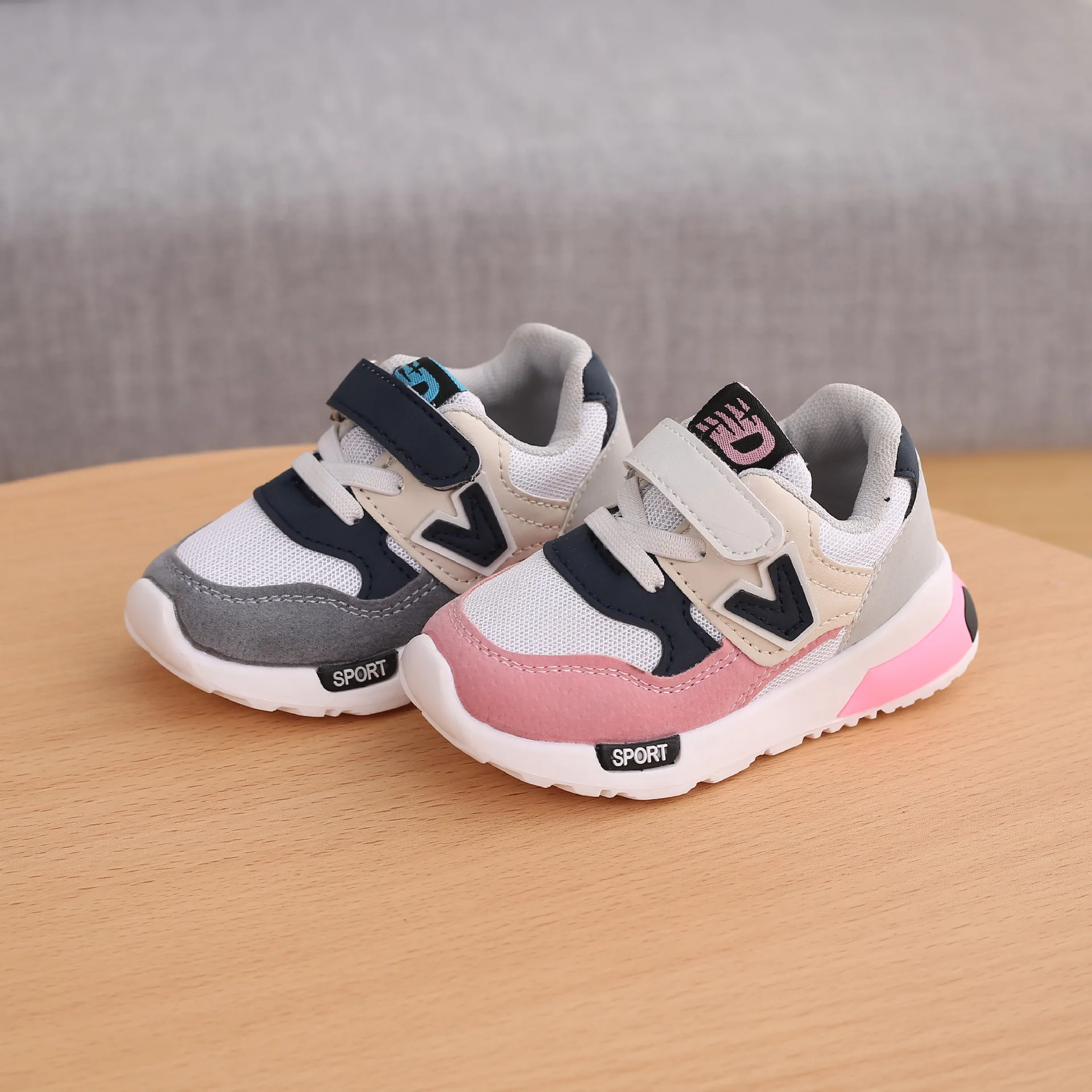 2021 Children's Sports Shoes Spring and Autumn New Boys' Sports Shoes Casual Running Shoes Girls' Breathable Soft Sole Shoes
2021 Children's Sports Shoes Spring and Autumn New Boys' Sports Shoes Casual Running Shoes Girls' Breathable Soft Sole Shoes