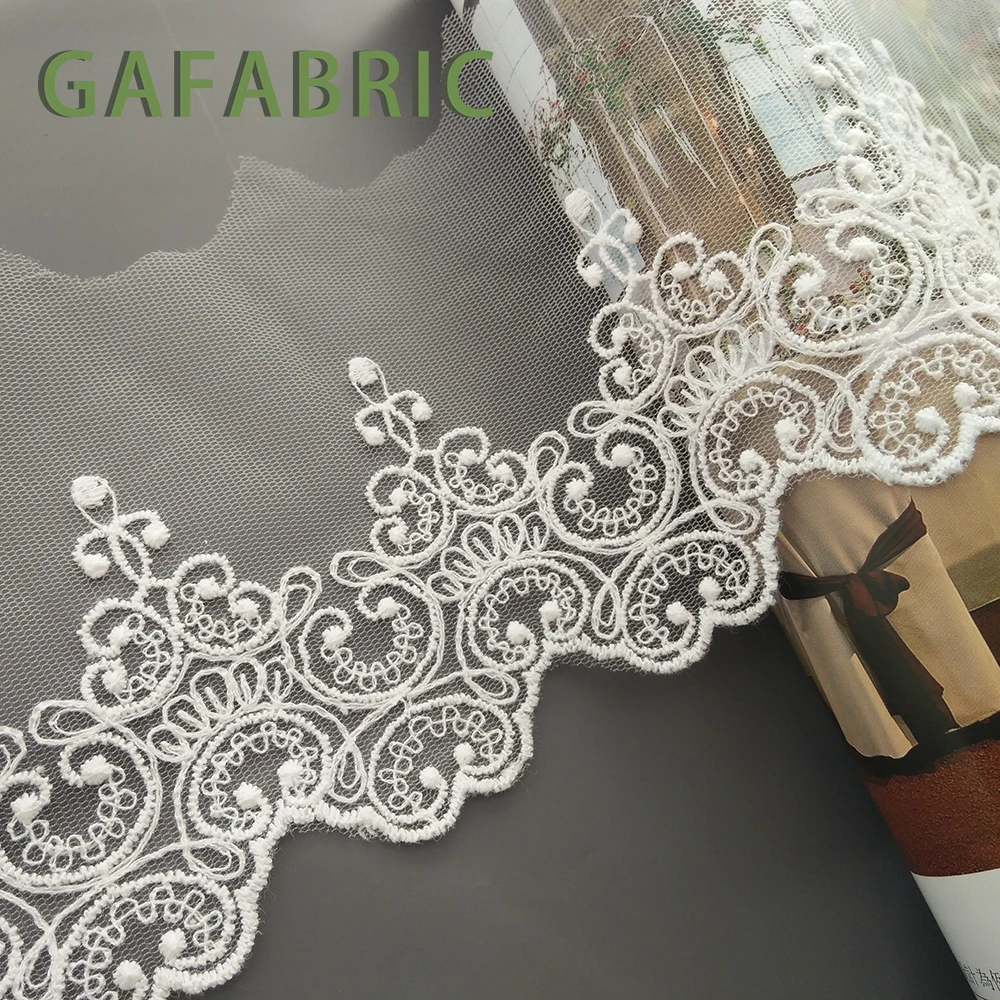 Transparent network grace Exquisite embroidered lace white cotton mesh embroidery lace accessories 12cm wide Sewing lace
Transparent network grace Exquisite embroidered lace white cotton mesh embroidery lace accessories 12cm wide Sewing lace