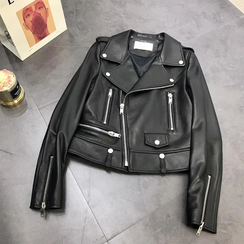 High Quality Lambskin Metal Decorative Letters Sheepskin Motorcycle Genuine Leather Clothes Women Real Leather White Jacket
High Quality Lambskin Metal Decorative Letters Sheepskin Motorcycle Genuine Leather Clothes Women Real Leather White Jacket