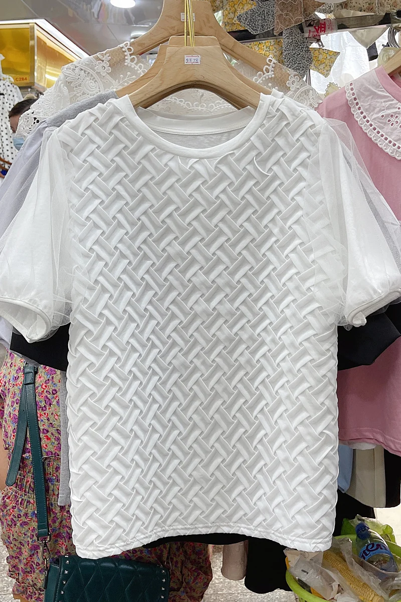 Design White T-shirt Women's Bottoming Shirt 2021 Summer New Woven Stitching Mesh Short Sleeves Top Woman Tshirts 
Design White T-shirt Women's Bottoming Shirt 2021 Summer New Woven Stitching Mesh Short Sleeves Top Woman Tshirts
