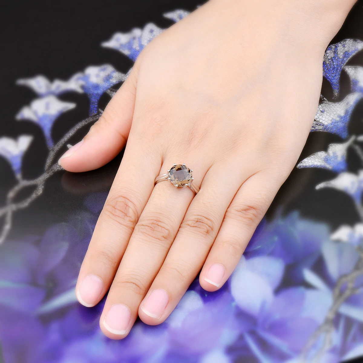 Hutang 3.73ct Smoky Quartz 925 Silver Ring Genuine Brown Gemstone Sterling Silver Rings for Women Fine Elegant Classic Jewelry
Hutang 3.73ct Smoky Quartz 925 Silver Ring Genuine Brown Gemstone Sterling Silver Rings for Women Fine Elegant Classic Jewelry