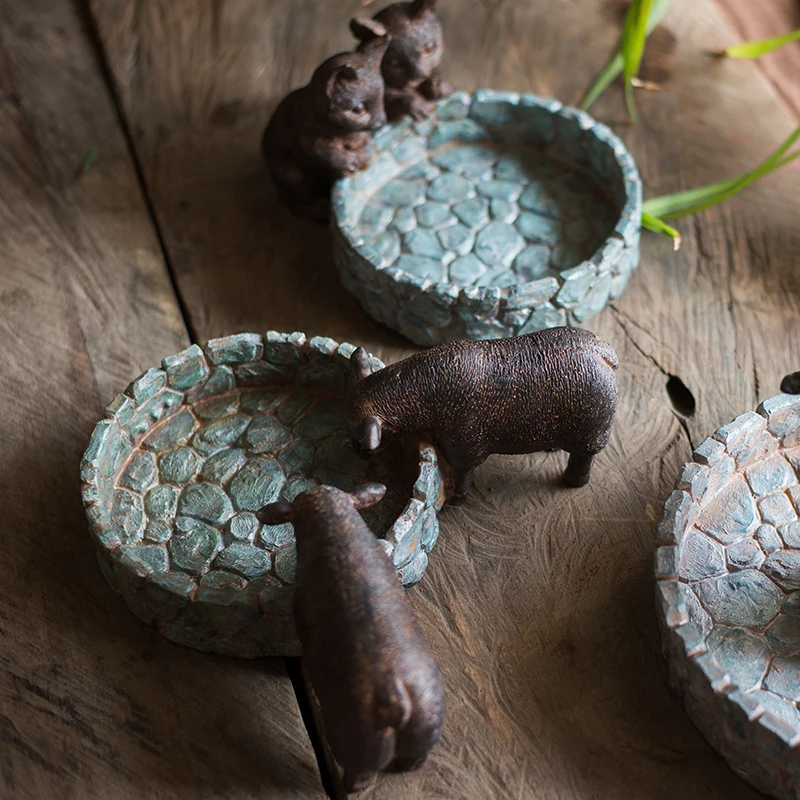 Stone Trough Edge Sheep Decorative Resin Ornaments Flower Ware For Garden Ornaments And Family Ornaments
Stone Trough Edge Sheep Decorative Resin Ornaments Flower Ware For Garden Ornaments And Family Ornaments