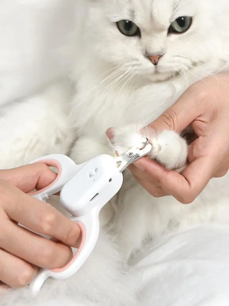 Pet Cat Nail Clippers Effortless Pet Nail Clipper Dog Cat Beauty Scissor With LED Light Usb Interface
Pet Cat Nail Clippers Effortless Pet Nail Clipper Dog Cat Beauty Scissor With LED Light Usb Interface