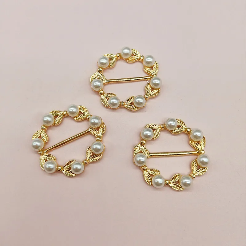 5 Pcs/Lot Fashion Round Pearl Rhinestones Buckles Hair Bag Shoes DIY Wedding Card Ribbon Buttons Handmade Jewelry Accessories
5 Pcs/Lot Fashion Round Pearl Rhinestones Buckles Hair Bag Shoes DIY Wedding Card Ribbon Buttons Handmade Jewelry Accessories