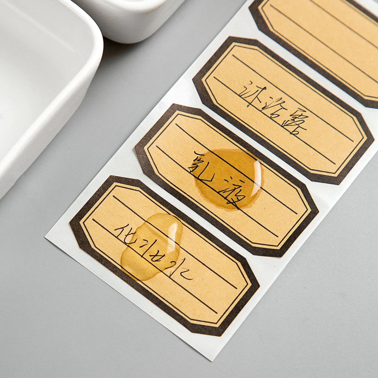 Retro Kraft Paper Label Stickers Self-Adhesive Waterproof Stickers Handwritten Price Label Stickers
Retro Kraft Paper Label Stickers Self-Adhesive Waterproof Stickers Handwritten Price Label Stickers
