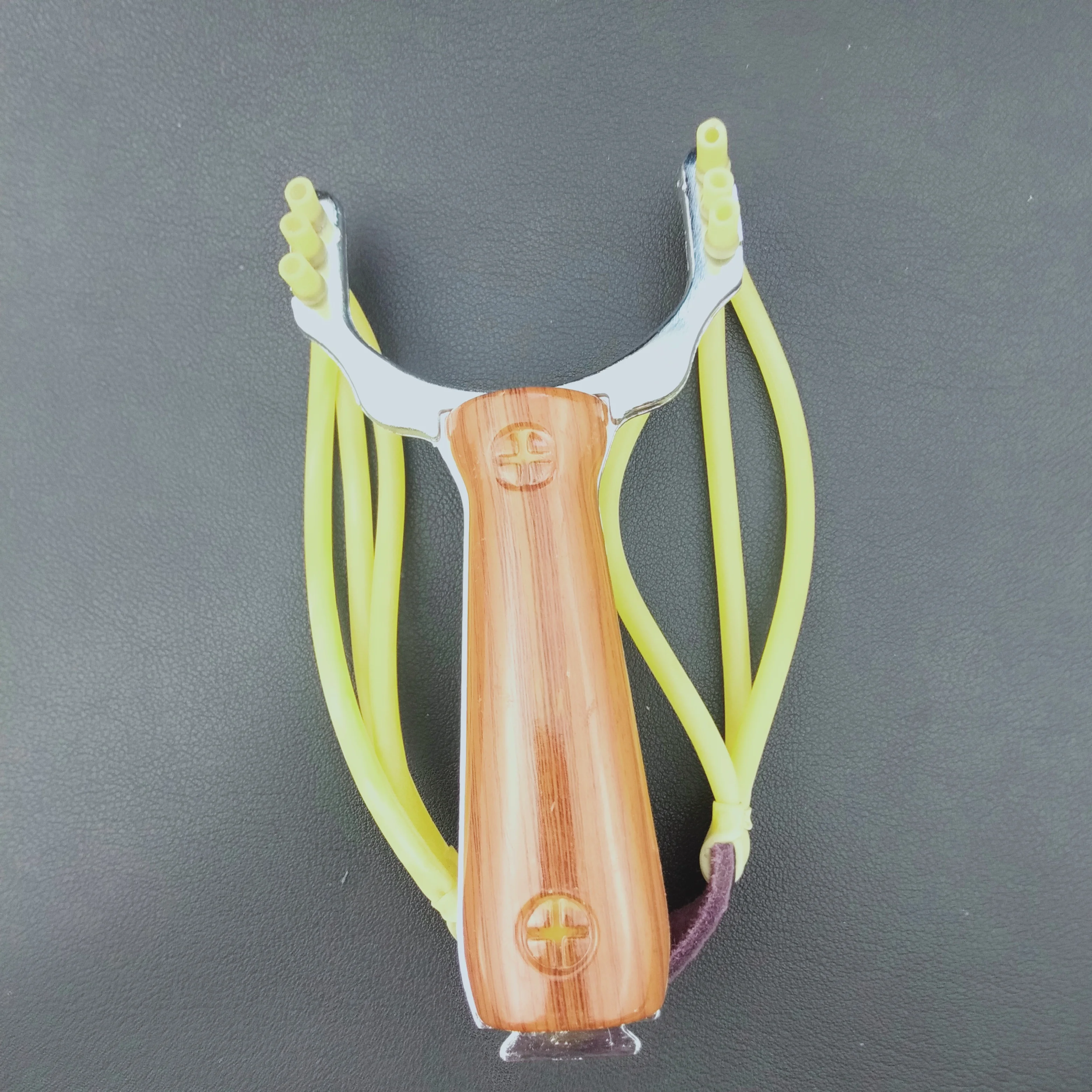 Камуфляж Волк открытый Рогатка три карты латексная трубка резиновая лента бант