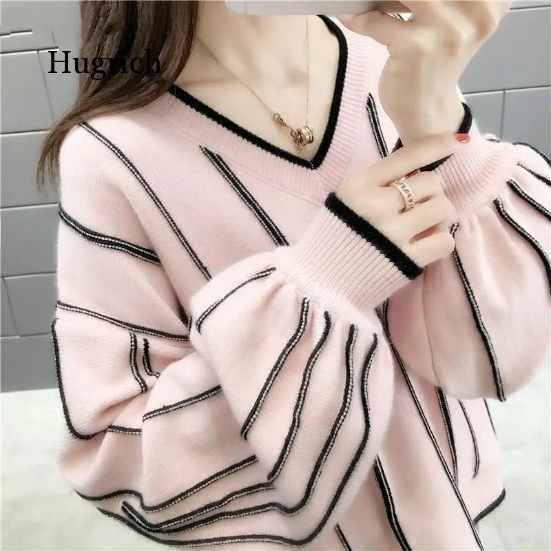 Autumn Winter New Knitted Sweater Women Loose Wild Fashion V Neck Striped Pullover Patch Pull Femme Lady Top
Autumn Winter New Knitted Sweater Women Loose Wild Fashion V Neck Striped Pullover Patch Pull Femme Lady Top