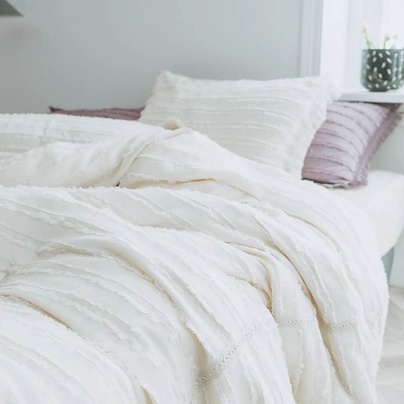 100% cotton tassel Cream color Korean bedding set luxury queen king size duvet cover bed sheet fitted sheet set parure de lit 
100% cotton tassel Cream color Korean bedding set luxury queen king size duvet cover bed sheet fitted sheet set parure de lit