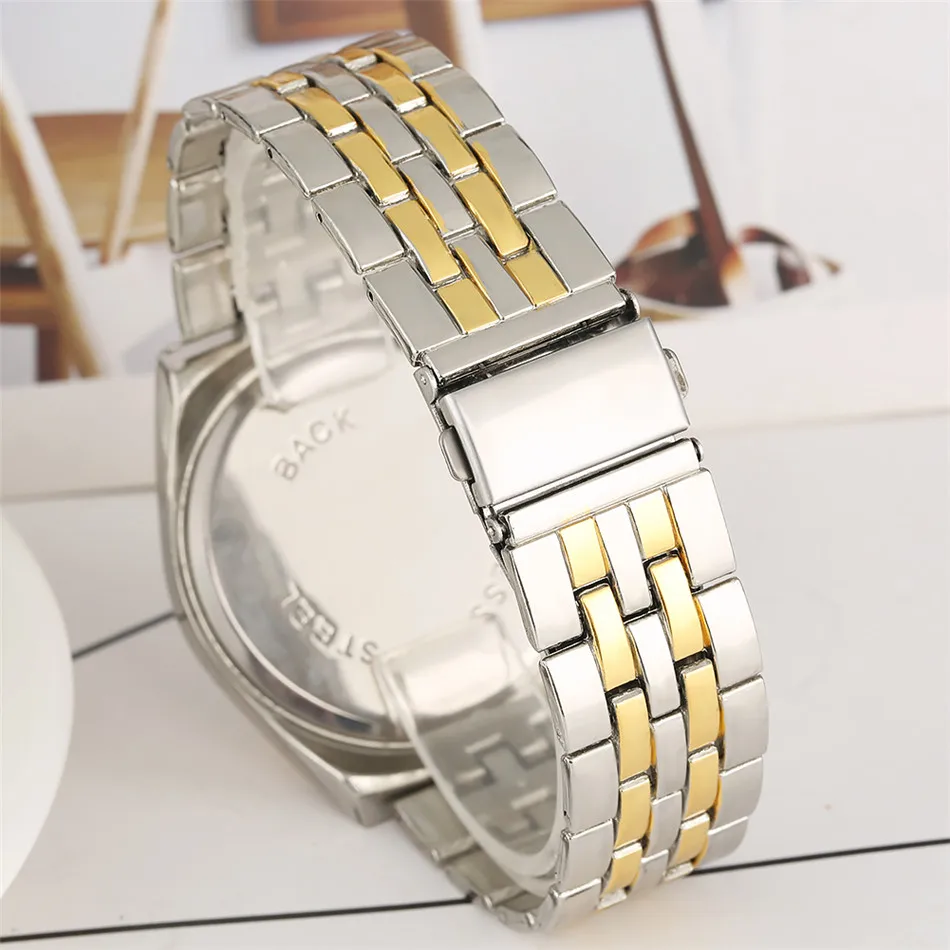Silver Gold Stainless Steel Watch for Men Quartz Metal Wristwatch Vintage Car Display Casual Mens Watches Gifts Male
Silver Gold Stainless Steel Watch for Men Quartz Metal Wristwatch Vintage Car Display Casual Mens Watches Gifts Male