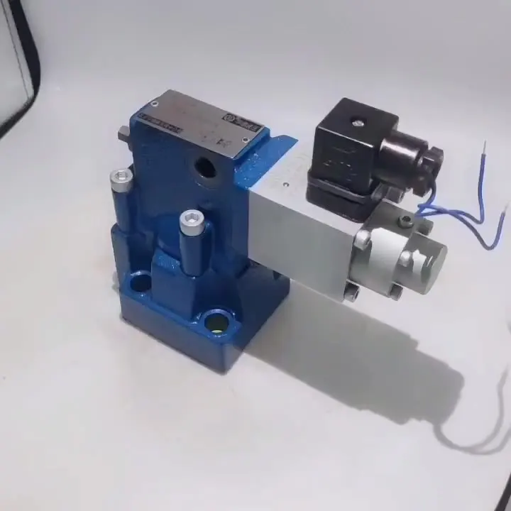 Rexroth гидравлический пропорциональный редукционный клапан давления DREME20-52/200YG24K31A1 DREE DREME-10 20 DREME10 DREME20 гидравлический клапан
Rexroth гидравлический пропорциональный редукционный клапан давления DREME20-52/200YG24K31A1 DREE DREME-10 20 DREME10 DREME20 гидравлический клапан