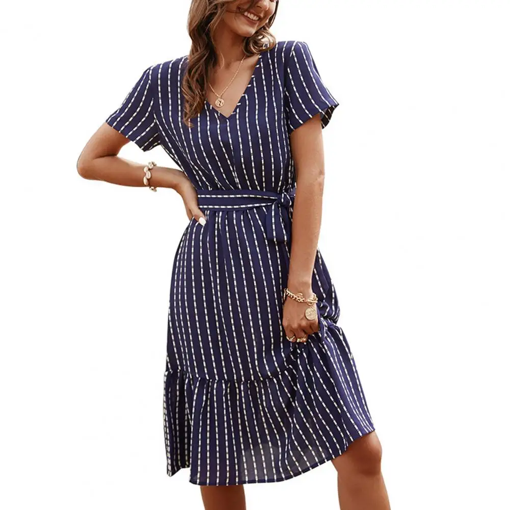 Summer 2021 Fashion Women's Dress Stripe Printing Women Clothing V-Neck Long Maxi Ladies Soild Color High Waist Sexy Boho Robe
Summer 2021 Fashion Women's Dress Stripe Printing Women Clothing V-Neck Long Maxi Ladies Soild Color High Waist Sexy Boho Robe
