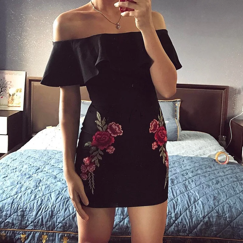 Zoulv 2021 Off Shoulder Appliques Bodycon Sexy Ruffle Dress Stylish Sexy Slim Beach Sundress Dresses Vestidos Women Summer Dress 
Zoulv 2021 Off Shoulder Appliques Bodycon Sexy Ruffle Dress Stylish Sexy Slim Beach Sundress Dresses Vestidos Women Summer Dress