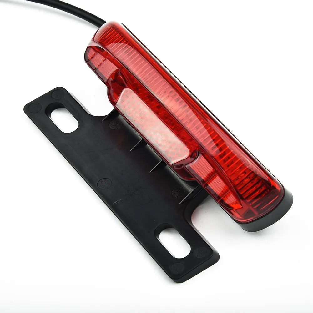 36-60V Ebike Rear LightTail Light Safety Warning Rear Lamp For Electric Bicycle Waterproof Interface Connections Bike Tail Light
36-60V Ebike Rear LightTail Light Safety Warning Rear Lamp For Electric Bicycle Waterproof Interface Connections Bike Tail Light