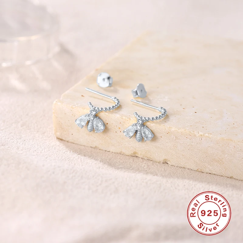 BOAKO Female S925 Sterling Silver Earrings Zircon Wild Earrings Bee Earrings 2020 Fashionable Earrings Pendientes Brincos Aretes
BOAKO Female S925 Sterling Silver Earrings Zircon Wild Earrings Bee Earrings 2020 Fashionable Earrings Pendientes Brincos Aretes
