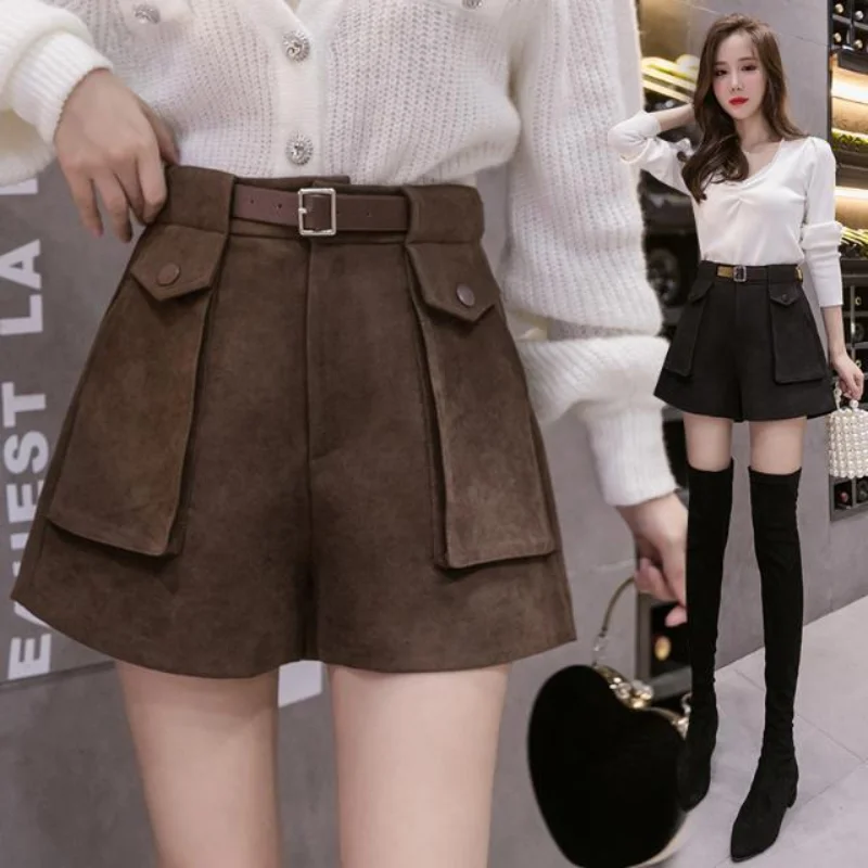 Woman Fashion Tweed Pockets Shorts Female Autumn Winter High Waist Elegant Shorts Ladies All-match Slim Warm Basic Short A17
Woman Fashion Tweed Pockets Shorts Female Autumn Winter High Waist Elegant Shorts Ladies All-match Slim Warm Basic Short A17
