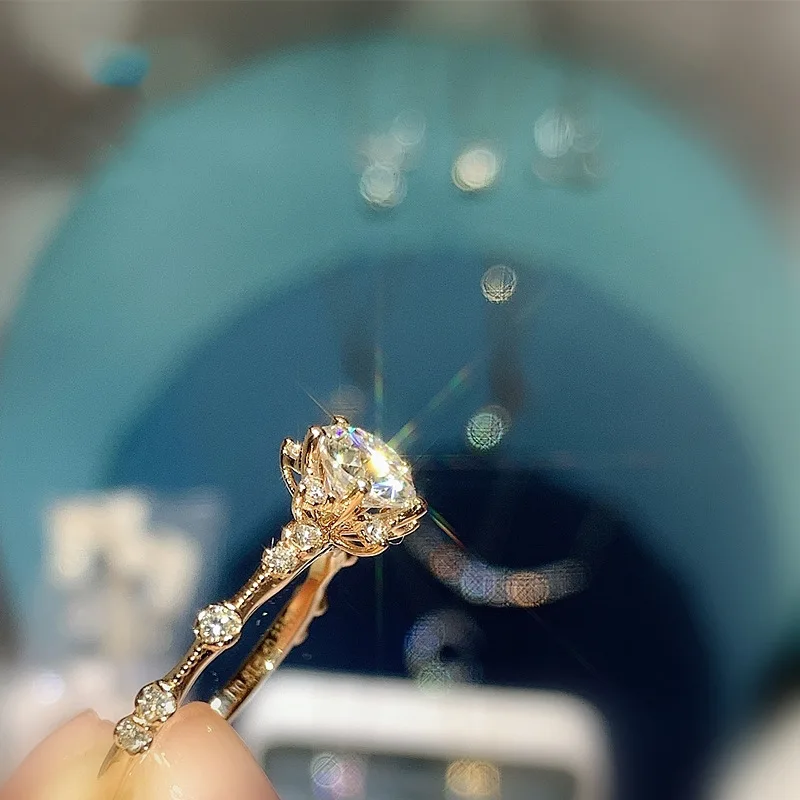 Shiny Five Claw Zircon Ring Rose Gold Plated Opening Adjustable Ring Promise Ring Ladies Party Wedding Engagement Ring Jewelry
Shiny Five Claw Zircon Ring Rose Gold Plated Opening Adjustable Ring Promise Ring Ladies Party Wedding Engagement Ring Jewelry