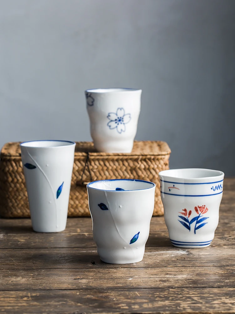 Chinese Small Bowl Home Japanese Tall Rice Bowl Dessert Bowl Ceramic Tableware Wholesale Restaurant Plant Flower Hand Painted
Chinese Small Bowl Home Japanese Tall Rice Bowl Dessert Bowl Ceramic Tableware Wholesale Restaurant Plant Flower Hand Painted