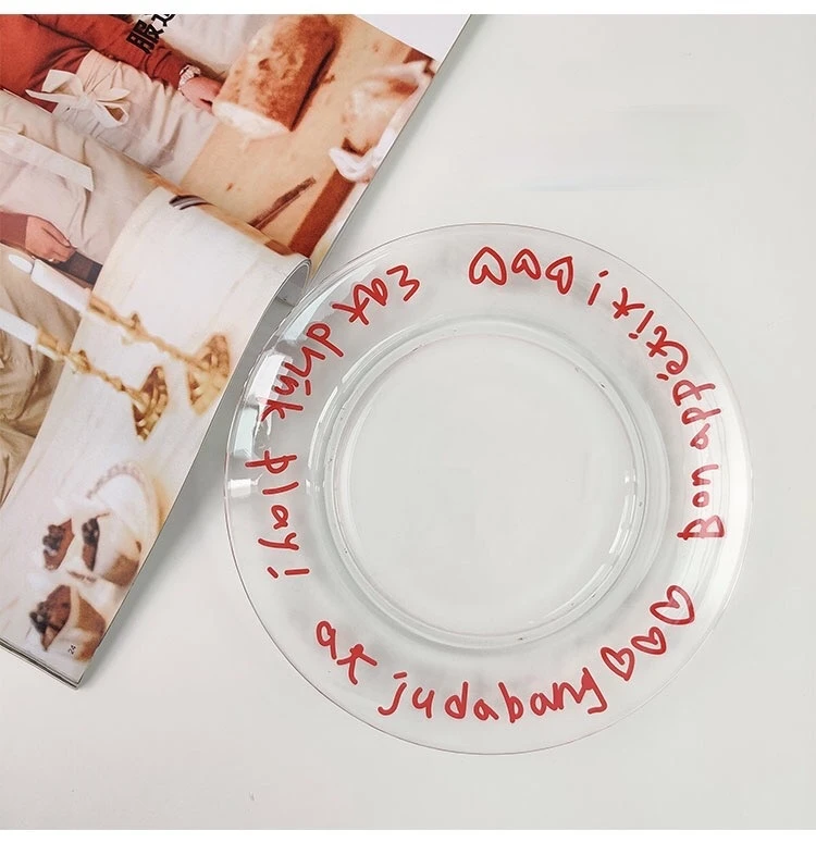 Red French glass plate ins with the same net red cake creative dessert fruit au de service 
Red French glass plate ins with the same net red cake creative dessert fruit au de service