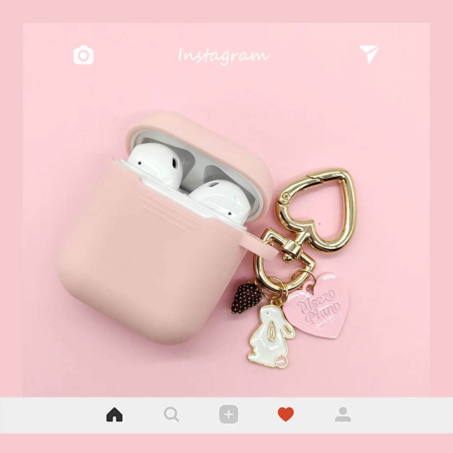 Розовый чехол для наушников Apple AirPods с милым сердцем и кроликом силиконовый