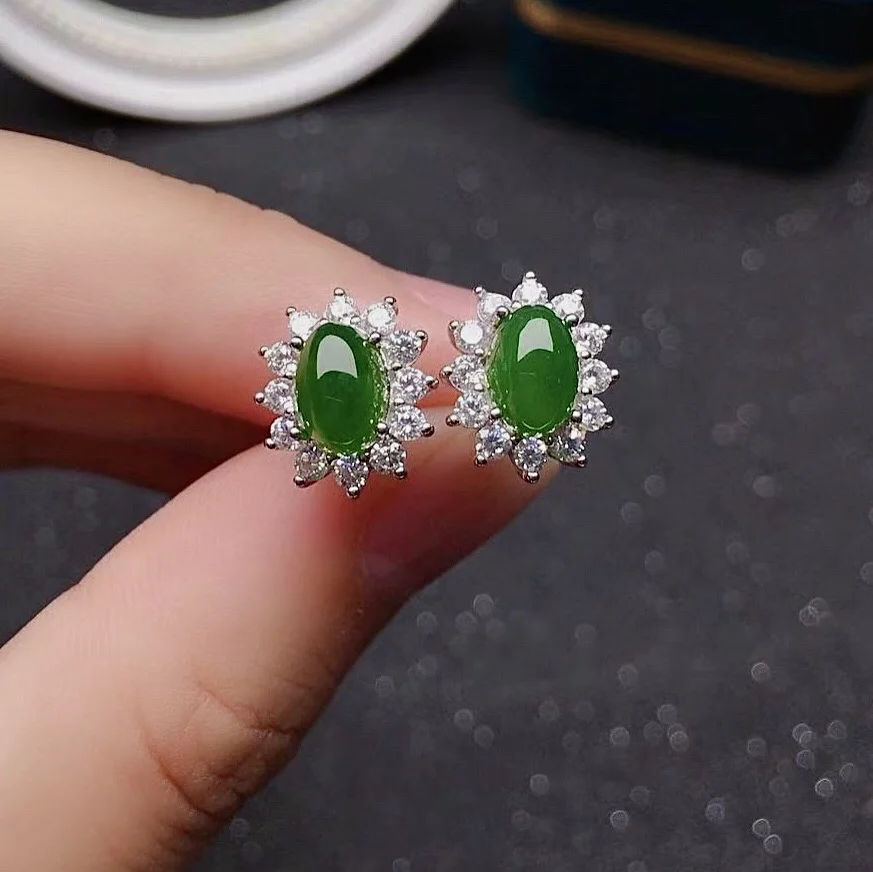 Classic 925 Silver Jade Earrings for Daily Wear 5mm*7mm Natural Green Jade Silver Stud Earrings Solid Silver Jade Jewelry
Classic 925 Silver Jade Earrings for Daily Wear 5mm*7mm Natural Green Jade Silver Stud Earrings Solid Silver Jade Jewelry