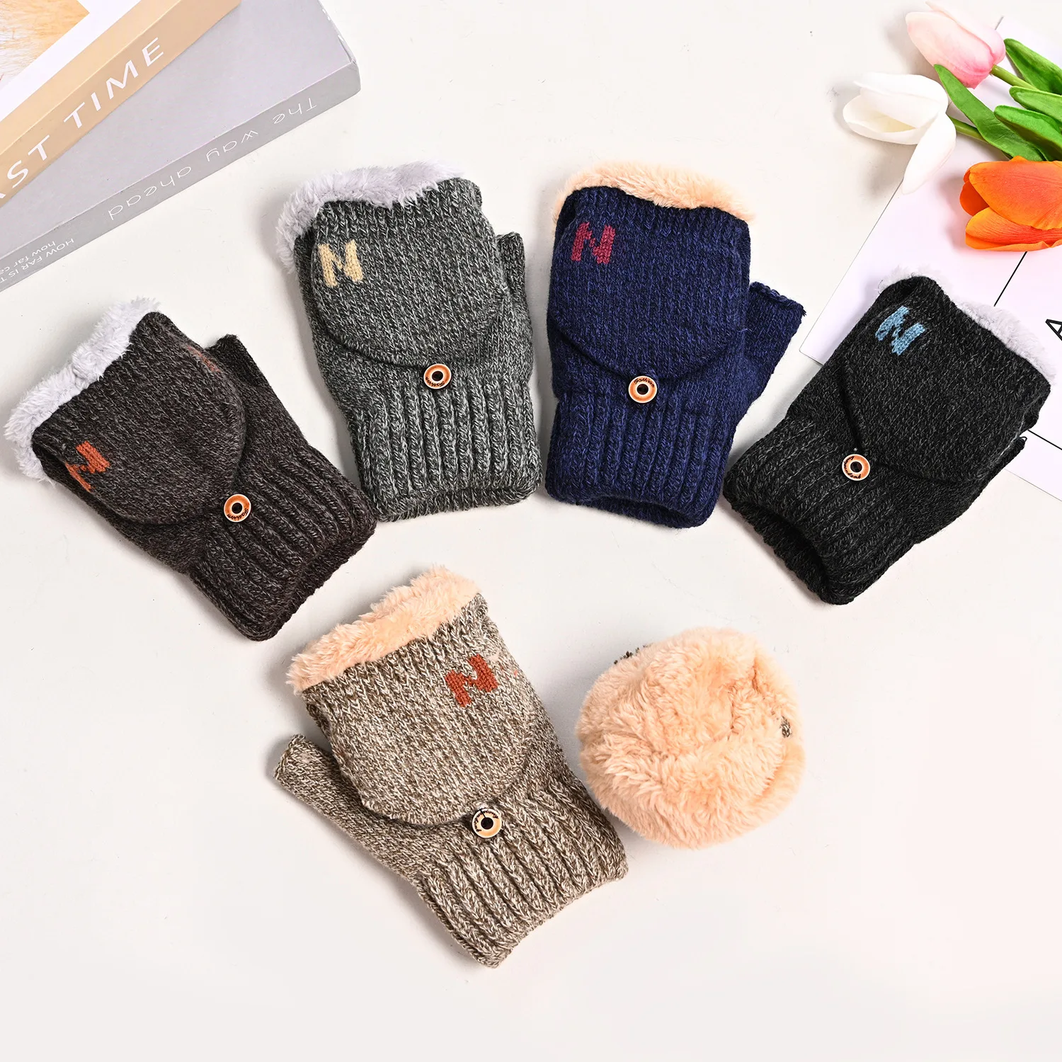 Letter N Knitted Fingerless Flip Gloves Winter Warm Flexible Touchscreen Glove for Men Women Unisex Exposed Finger Mittens Glove
Letter N Knitted Fingerless Flip Gloves Winter Warm Flexible Touchscreen Glove for Men Women Unisex Exposed Finger Mittens Glove