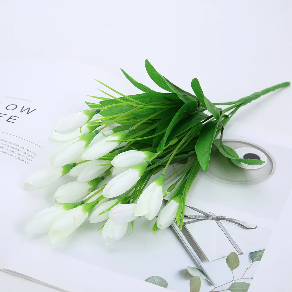 21 Artificial Flowers,Magnolia Buds,35cm Single Bunch,Road Guide Flowers Arranged In Wedding Scenes,Garden Fake Flowers Dress Up
21 Artificial Flowers,Magnolia Buds,35cm Single Bunch,Road Guide Flowers Arranged In Wedding Scenes,Garden Fake Flowers Dress Up