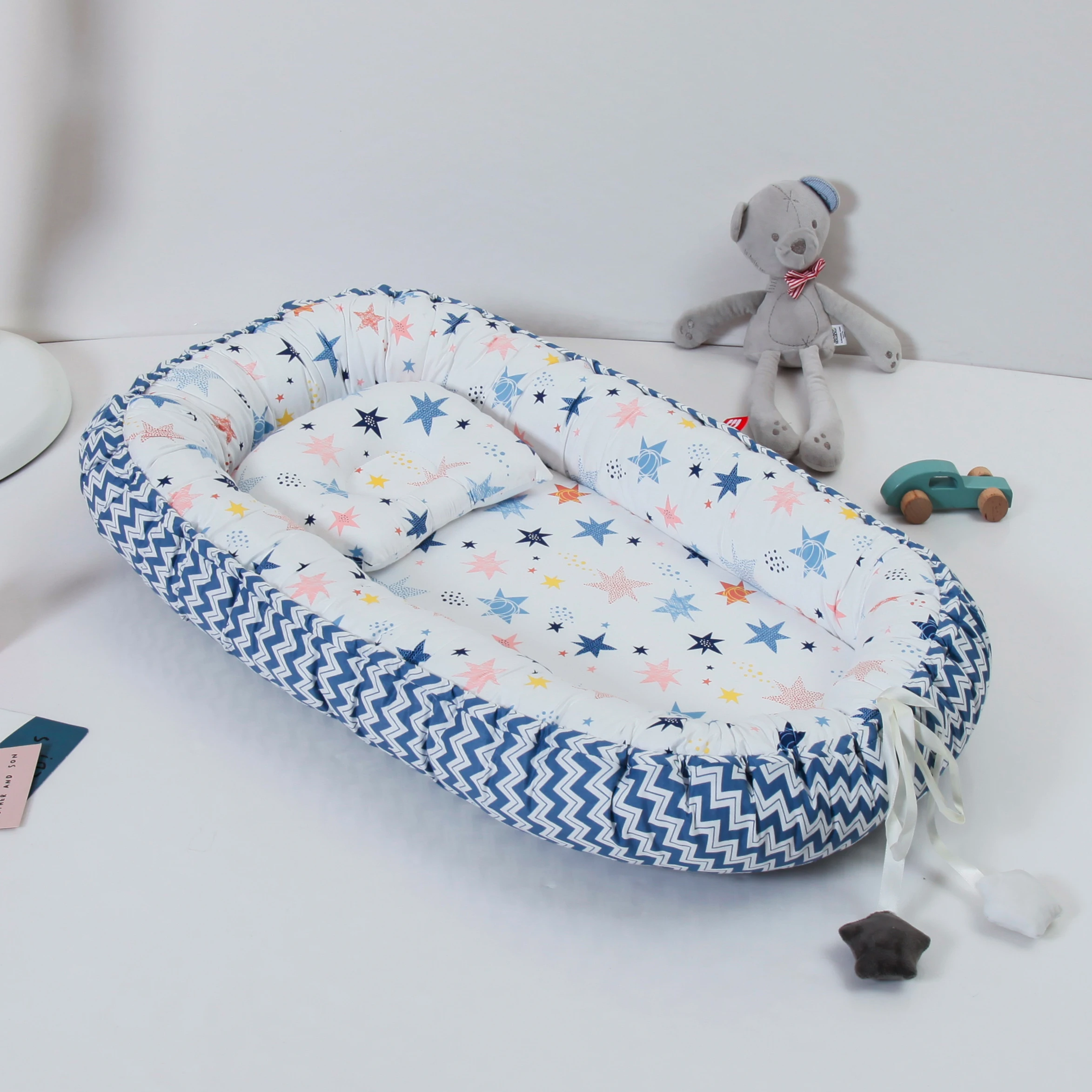 80x50cm Portabel Baby Bed Nest Newborn Bed Crib Baby Sleeping Cotton Cradle Travel Crib Cot
80x50cm Portabel Baby Bed Nest Newborn Bed Crib Baby Sleeping Cotton Cradle Travel Crib Cot