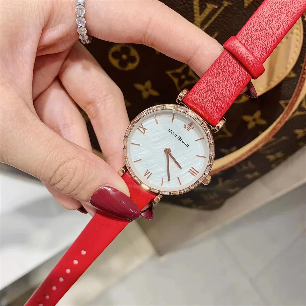 Creative Zircons Frame Women Elegant Dress Watches Roman Numbers Real Leather Strap Wrist watch Quartz Analog Shell Face Watches
Creative Zircons Frame Women Elegant Dress Watches Roman Numbers Real Leather Strap Wrist watch Quartz Analog Shell Face Watches