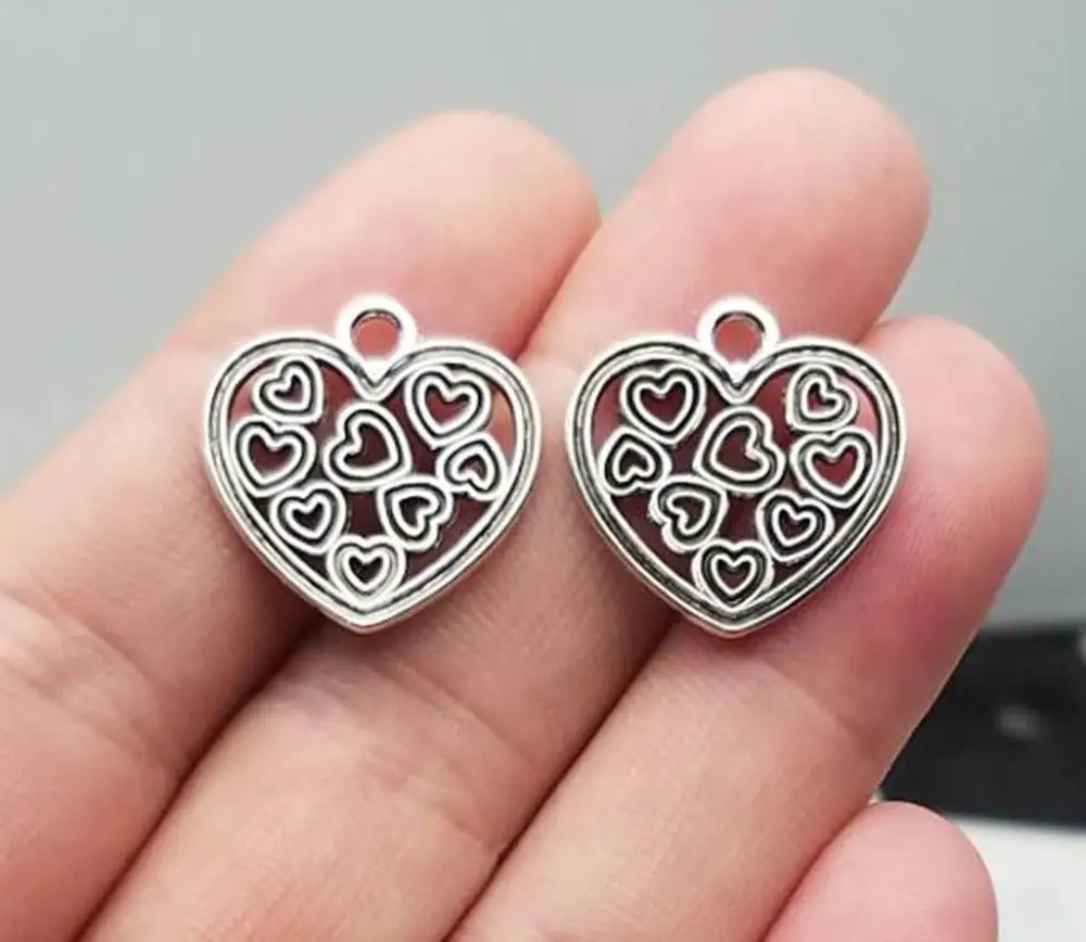 25pcs/lot--19x19mm, heart chams,Antique silver plated hollow heart charms,DIY supplies,Jewelry accessories
25pcs/lot--19x19mm, heart chams,Antique silver plated hollow heart charms,DIY supplies,Jewelry accessories