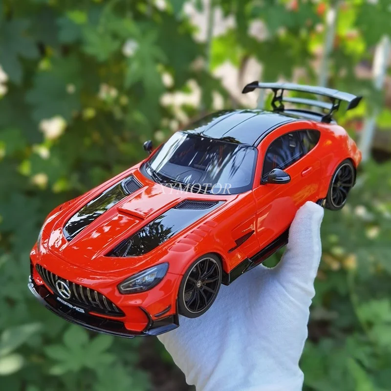 GT Spirit 1:18 для Benz AMG GTR черная серия 2021, модель автомобиля из полимерной смолы, детские игрушки для мальчиков и девочек, подарки для демонстраци...
GT Spirit 1:18 для Benz AMG GTR черная серия 2021, модель автомобиля из полимерной смолы, детские игрушки для мальчиков и девочек, подарки для демонстраци...